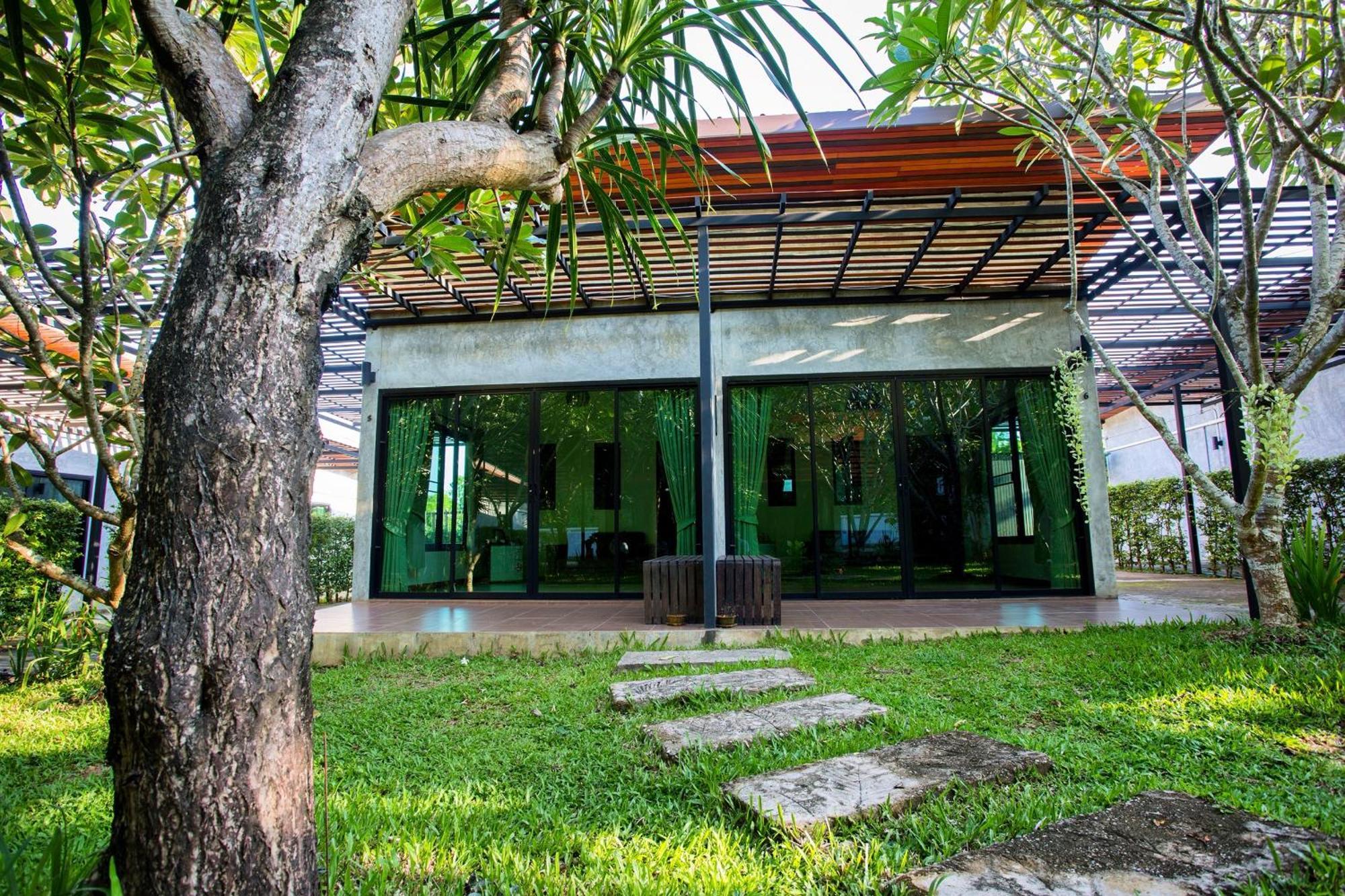 Baan Suan Leelawadee Resort Нан Экстерьер фото